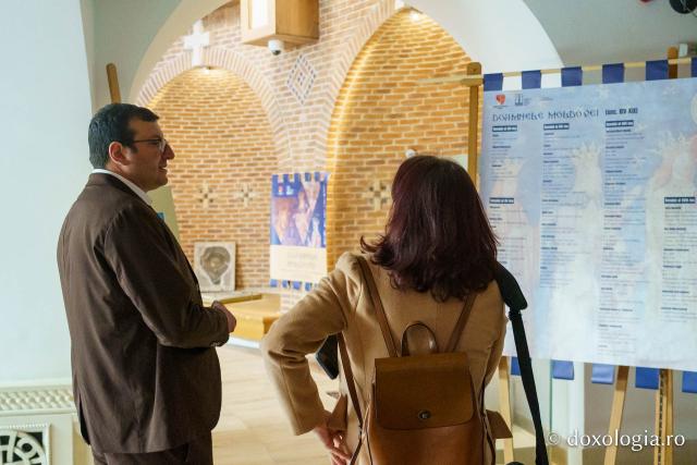 Vernisaj la Iași: expoziția „Doamnele Moldovei”, o incursiune în istoria și spiritualitatea feminină a spațiului moldav