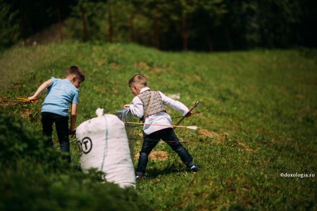 Creșterea copiilor și „cei șapte ani de acasă”