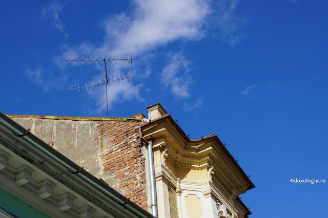 antena de tv pe casa
