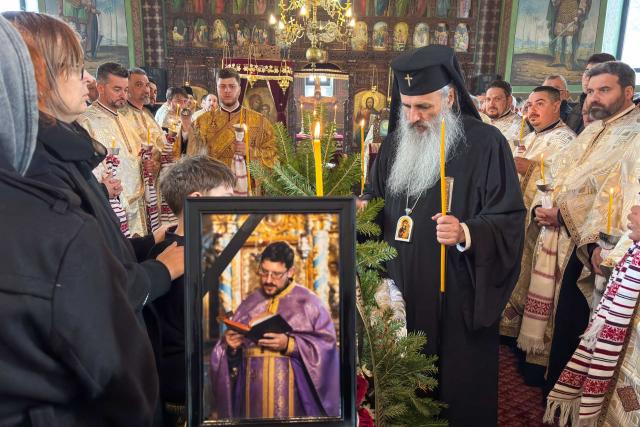 IPS Teofan a săvârșit slujba înmormântării pentru părintele Ovidiu-Mihai Ungurianu, vrednicul slujitor al Parohiei Borniș