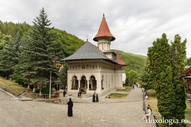 Podoaba de pictură a bisericii noi de la Mănăstirea Râmeț