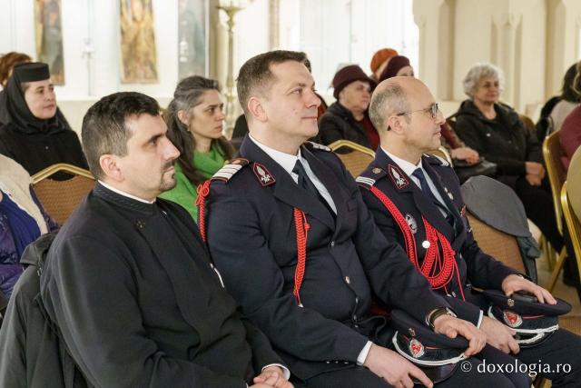 La Muzeul Mitropolitan din Iași puteți vizita în această perioadă Expoziția „Apărători ai credinței – sfinții militari și vocația slujirii”