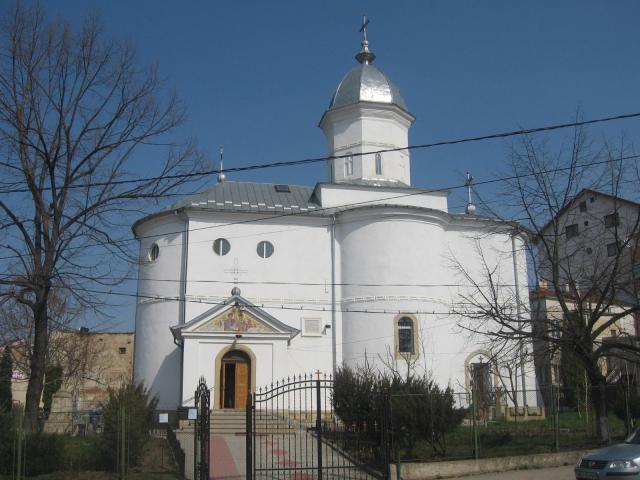 Biserica-monument istoric „Sfântul Mucenic Gheorghe și Sfânta Ecaterina” Lozonschi din Iași intră într-un amplu proces de restaurare