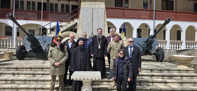 Primul hram al Altarului de vară de la Mănăstirea „Sfânta Cruce”