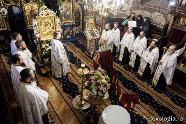 Priveghere la Mănăstirea Durău