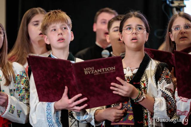 Părintele Mitropolit, la finalul IBMF 2026: „Niciodată nu a lipsit din inima festivalului, am avut-o mereu pe Preasfânta Născătoare de Dumnezeu”
