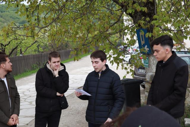 Studenții teologi din Iași, în pelerinaj în Oltenia și Transilvania