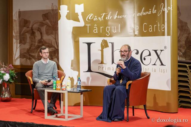 Părintele Constantin Necula a conferențiat la Târgul de carte LIBREX 2026