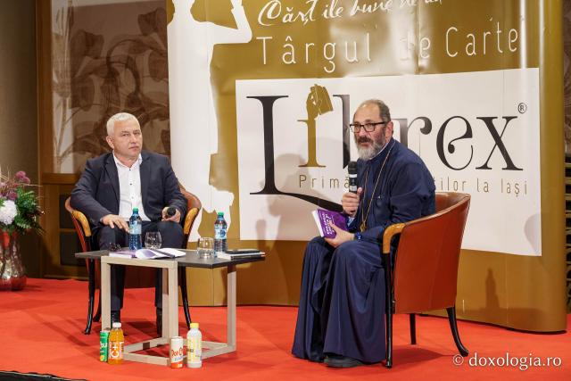 Părintele Constantin Necula a conferențiat la Târgul de carte LIBREX 2026