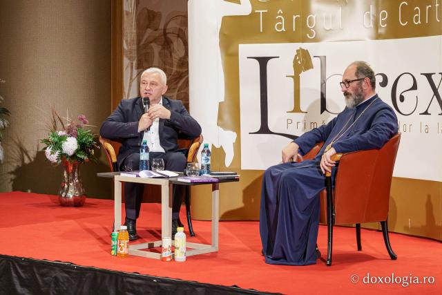 Părintele Constantin Necula a conferențiat la Târgul de carte LIBREX 2026