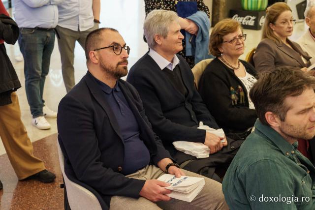 Volumul „Noduri ale educației” apărut la Editura Doxologia, prezentat la Târgul de carte LIBREX