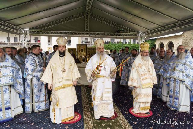 (Video) Înălțarea la cer a Domnului Hristos, hramul Mănăstirii Neamț