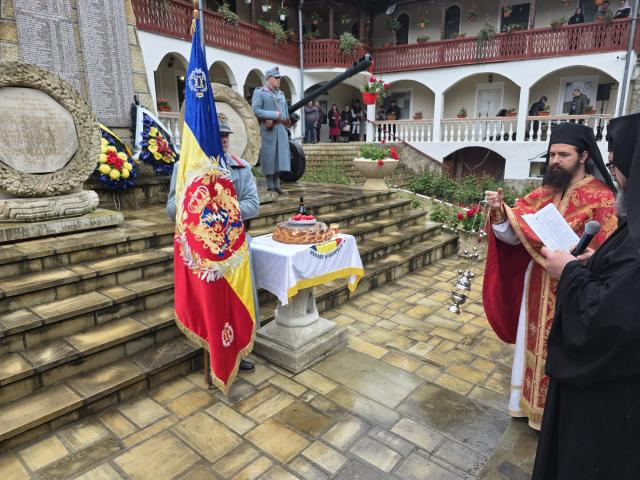 Ziua Eroilor, cinstită în mod deosebit la Mănăstirea Brusturi