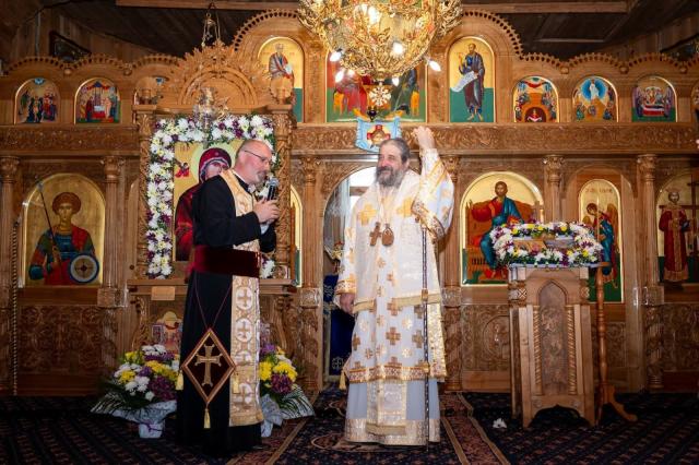 Slujbă arhierească la hramul Parohiei Fetești – Protopopiatul Hârlău