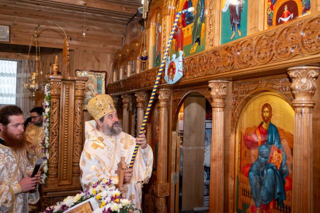 Slujbă arhierească la hramul Parohiei Fetești – Protopopiatul Hârlău