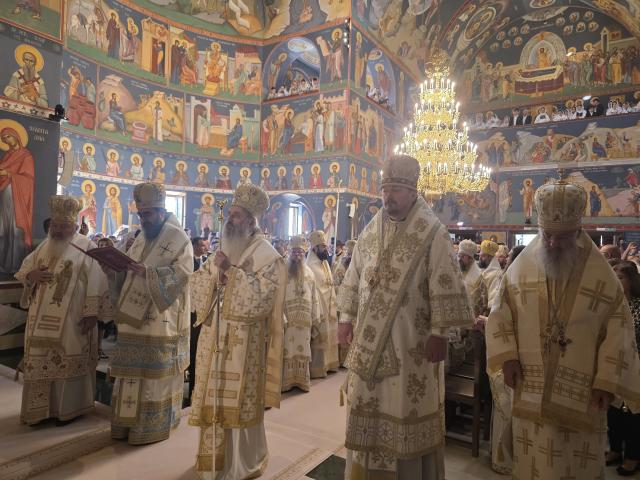 Bucurie pentru românii din Madrid: Catedrala Episcopiei Spaniei și Portugaliei a fost târnosită