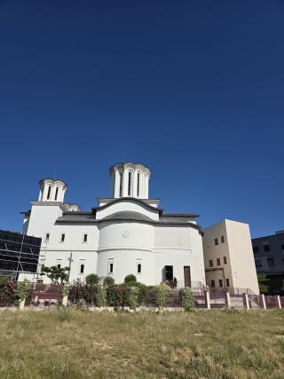 Bucurie pentru românii din Madrid: Catedrala Episcopiei Spaniei și Portugaliei a fost târnosită
