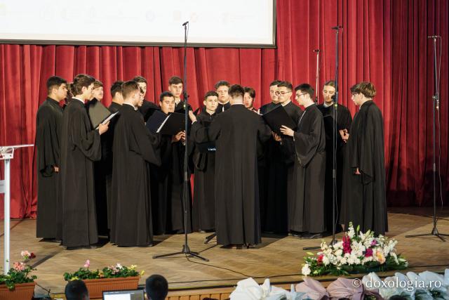 Concursul Național de Muzică Psaltică a reunit la Iași cele mai bune coruri ale seminariilor teologice din țară