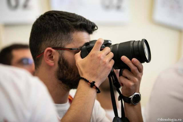 Invitație înscriere lucrări în expoziția de fotografie „Aproapele meu. Ortodoxia trăită în comunitățile ortodoxe ale lumii”