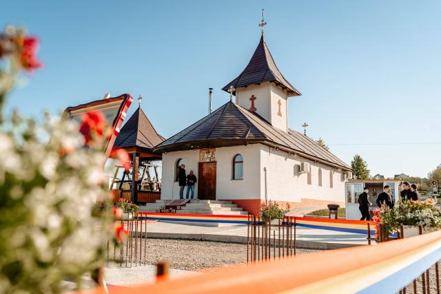 Înaltpreasfințitul Părinte Teofan a slujit în Parohia Slobozia din comuna Voinești
