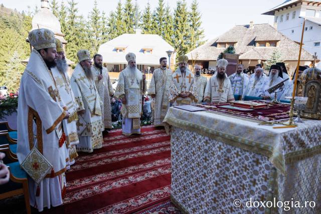 Numeroși credincioși la proclamarea canonizării Sfintei Cuvioase Mavra de pe Ceahlău: