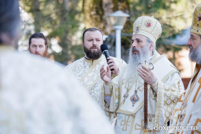 Numeroși credincioși la proclamarea canonizării Sfintei Cuvioase Mavra de pe Ceahlău: