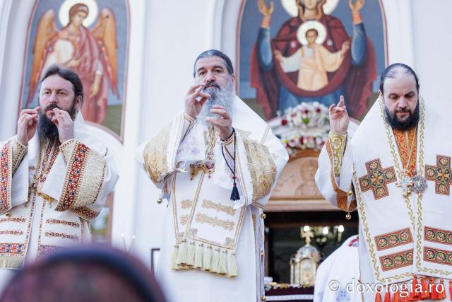 Numeroși credincioși la proclamarea canonizării Sfintei Cuvioase Mavra de pe Ceahlău: