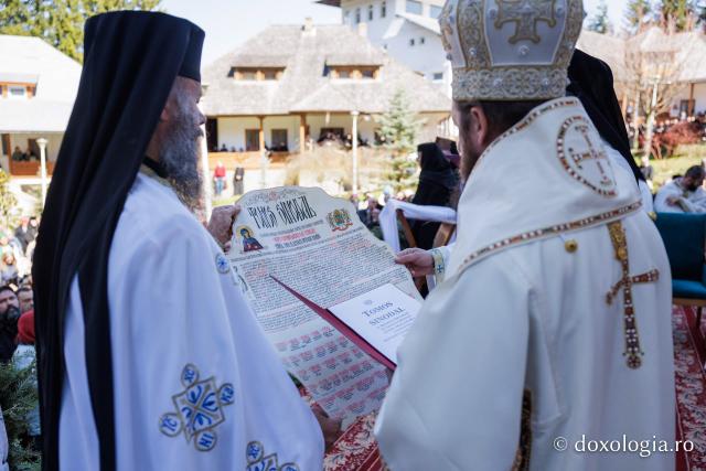 Numeroși credincioși la proclamarea canonizării Sfintei Cuvioase Mavra de pe Ceahlău: