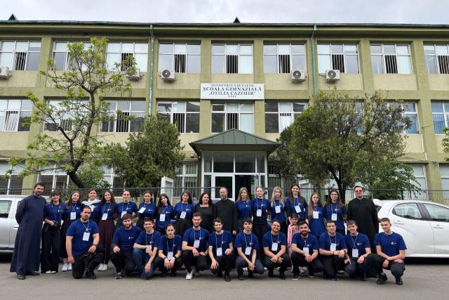 Peste 500 de tineri ieșeni au participat la Întâlnirea Anuală a Tinerilor din Protopopiatele Ieșene