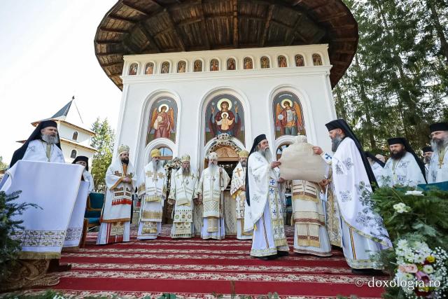 (Video) La Mănăstirea Durău a avut loc Proclamarea canonizării Sfintei Mavra de pe Ceahlău