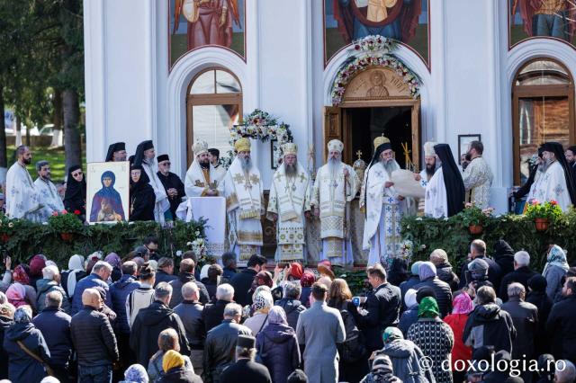 (Video) Proclamarea locală a canonizării Sfintei Cuvioase Mavra de pe Ceahlău