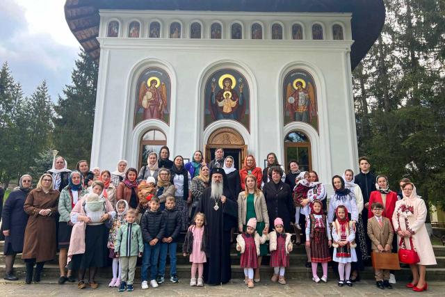Tema sfințeniei în familie și parohie, în centrul conferinței de la Durău