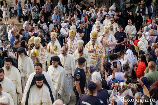 Sfânta Liturghie de Hramul Sfântului Mare Mucenic Ioan cel Nou de la Suceava