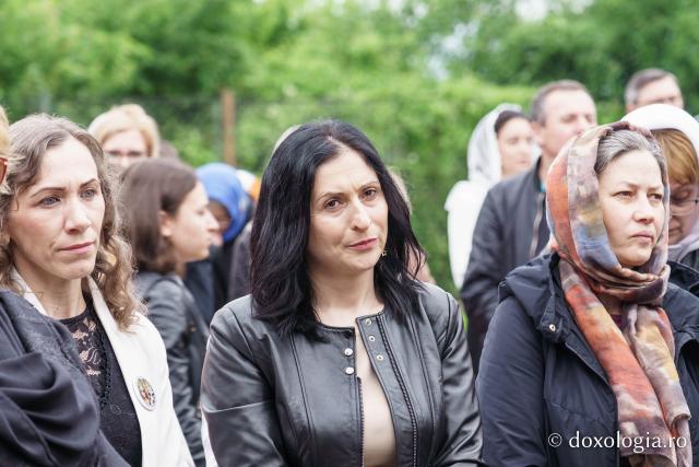 IPS Teofan a slujit la aniversarea a 30 de ani de la înființarea Liceului Teologic Ortodox din Piatra-Neamț