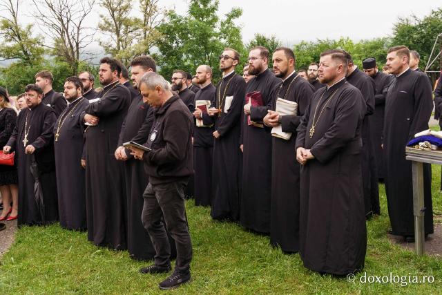 (Video) Liceul Teologic Ortodox din Piatra-Neamț a sărbătorit trei decenii de existență