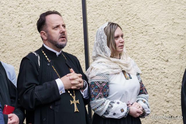 IPS Teofan a slujit la aniversarea a 30 de ani de la înființarea Liceului Teologic Ortodox din Piatra-Neamț