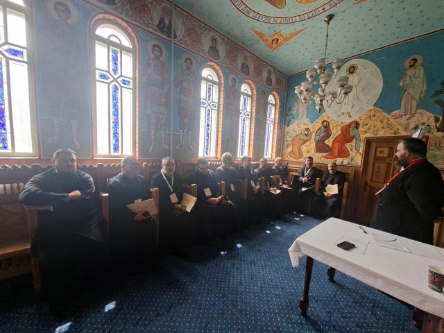 „Preotul și preoteasa pe calea sfințeniei în familie și parohie”, tema conferinței clericilor din Protopopiatele Pașcani, Roznov și Ceahlău