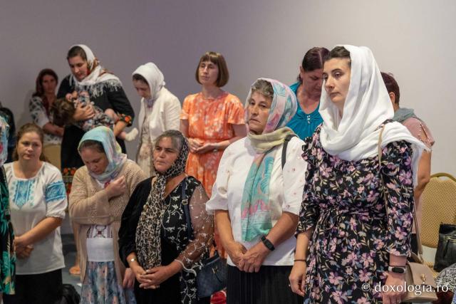 Mamele cu mulți copii din județele Iași, Botoșani și Neamț s-au reîntâlnit într-o ediție aniversară „Cu dragoste pentru mame”