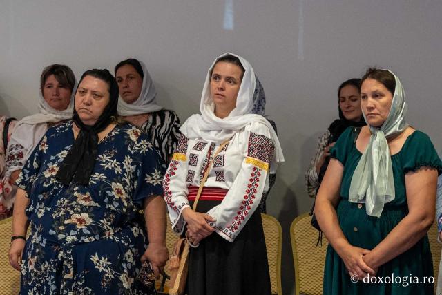 Mamele cu mulți copii din județele Iași, Botoșani și Neamț s-au reîntâlnit într-o ediție aniversară „Cu dragoste pentru mame”