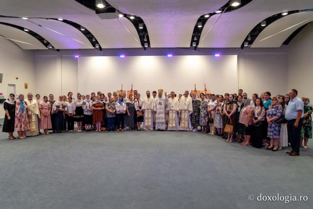 Mamele cu mulți copii din județele Iași, Botoșani și Neamț s-au reîntâlnit într-o ediție aniversară „Cu dragoste pentru mame”