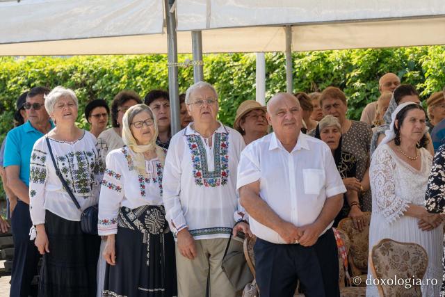 Sfinții Petru și Pavel, cinstiți de ieșeni la Mănăstirea Cetățuia: „Cu această conștiință au trăit, că sunt ai Domnului”