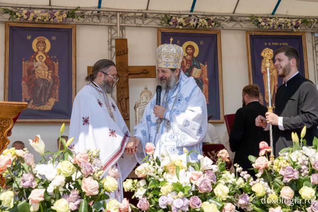 Sfinții Petru și Pavel, cinstiți de ieșeni la Mănăstirea Cetățuia: „Cu această conștiință au trăit, că sunt ai Domnului”