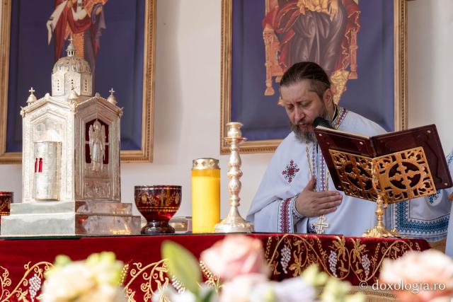 Sfinții Petru și Pavel, cinstiți de ieșeni la Mănăstirea Cetățuia: „Cu această conștiință au trăit, că sunt ai Domnului”