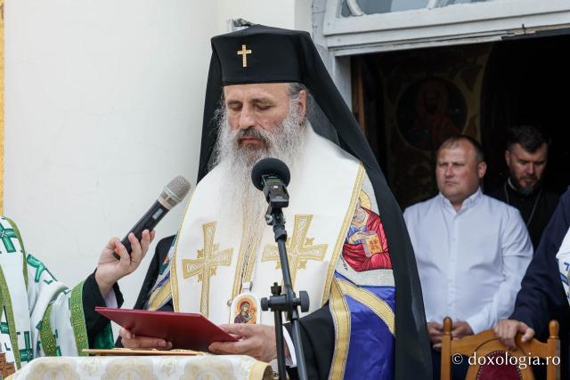 Emilian Arhiereul a fost înmormântat la Mănăstirea Neamț: „El rămâne prezent între pământeni prin faptele sale de iubire milostivă și smerită, de ajutorare a semenilor în nevoi și în necazuri”