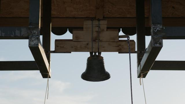 Campanie de donații pentru clopotul Bisericii „Sfântul Arhidiacon Ștefan” din Valea Lupului – Uricani