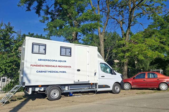 Caravană medicală la Grădinari: consultații gratuite pentru persoane vulnerabile și copii din familii defavorizate