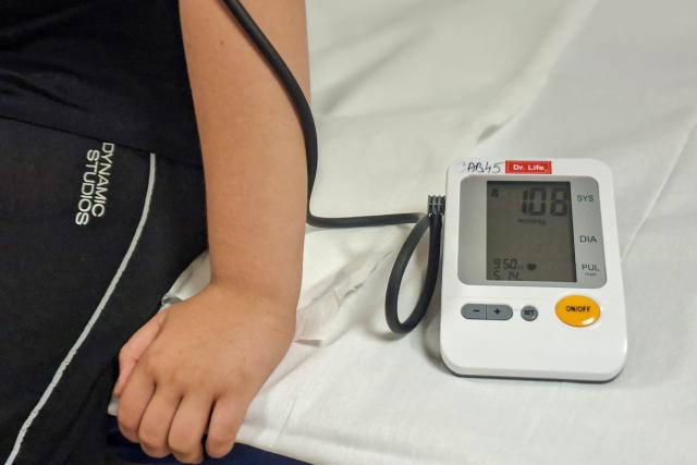 Caravană medicală la Grădinari: consultații gratuite pentru persoane vulnerabile și copii din familii defavorizate