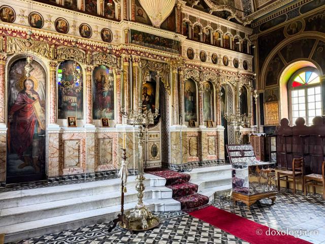Moaștele Sfântului Cuvios Antim din Chios
