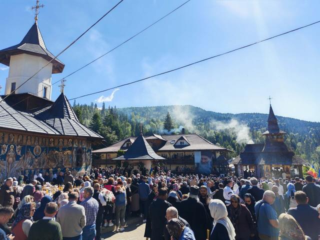 Numeroși pelerini l-au pomenit pe Părintele Iustin Pârvu la 13 ani de la trecerea sa la Domnul