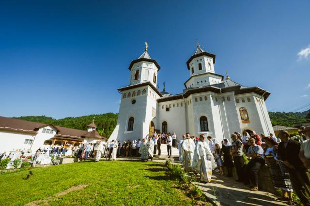 Parohia „Buna Vestire” din Popești, Farcașa, are un nou paraclis închinat Sfântului Ierarh Nectarie și Sfântului Efrem cel Nou